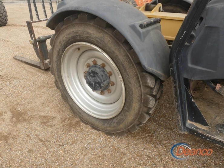 2014-caterpillar-tl642c-image-5