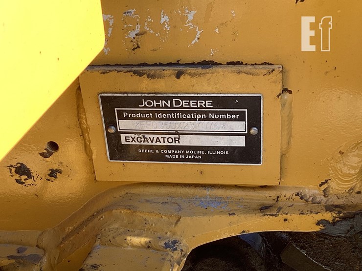 2007-deere-35d-image-21