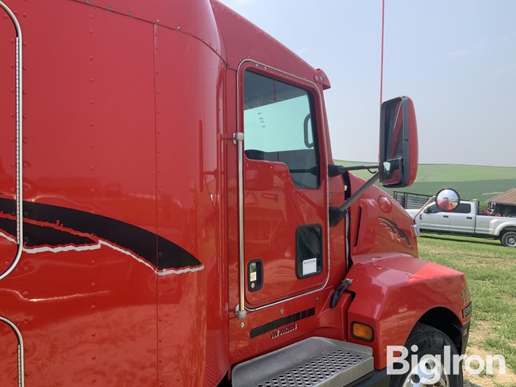 2006-kenworth-t600-image-17
