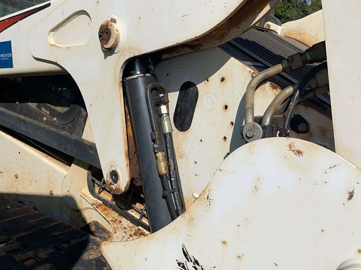 bobcat-t650-image-12