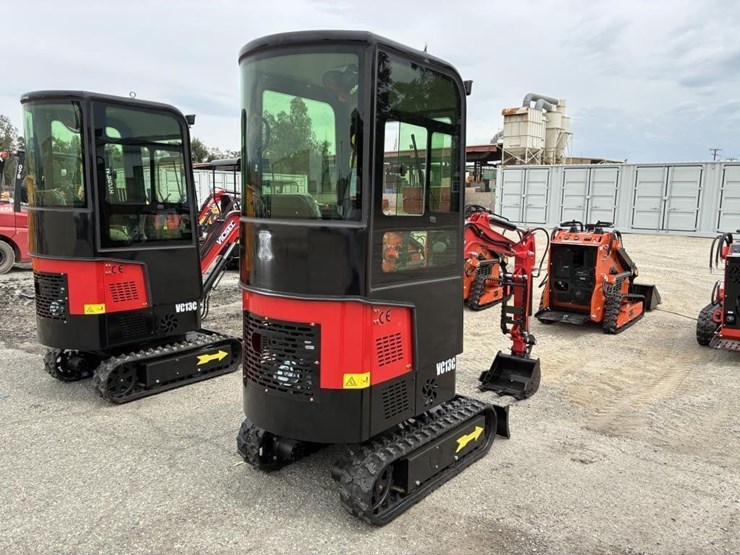 2025-vicsec-vc13-hydraulic-excavator-image-3