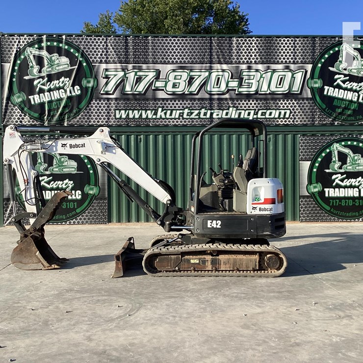 2018 BOBCAT E42