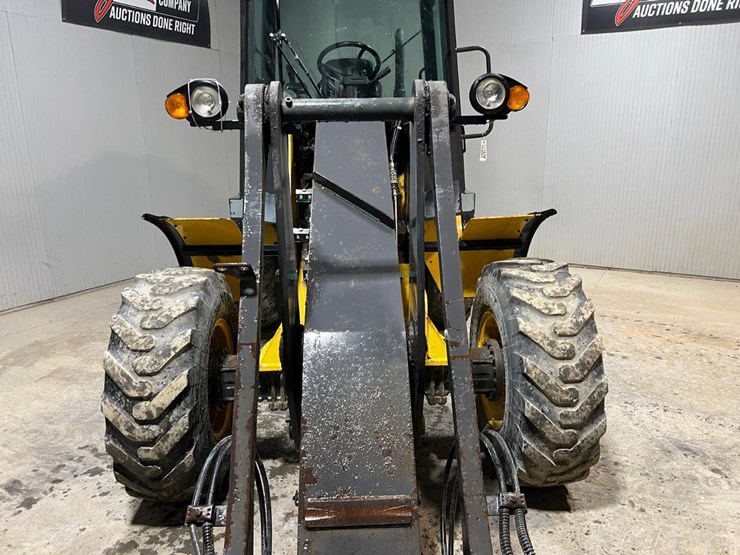 new-holland-w50tc-image-11
