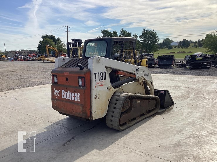 2007-bobcat-t180-image-4