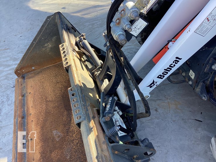 2015-bobcat-toolcat-5600-image-10