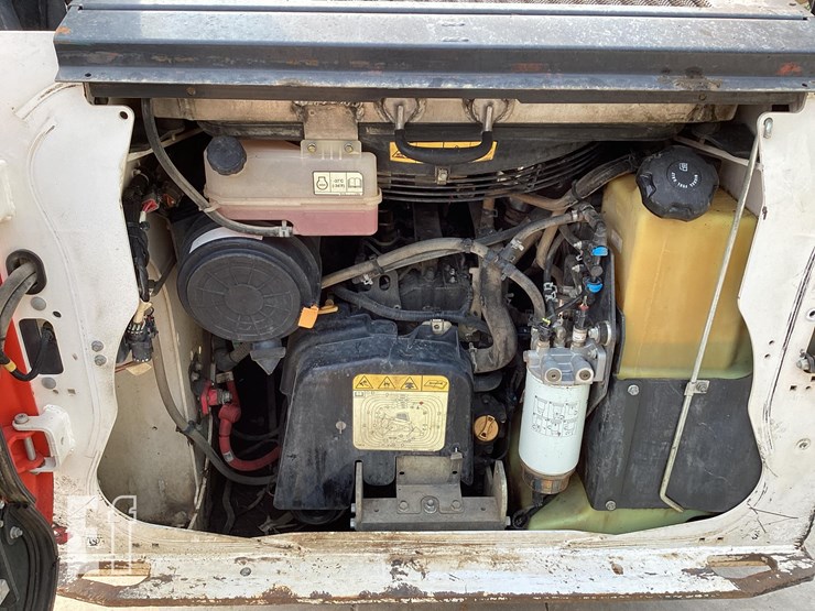 2022-bobcat-s76-image-14