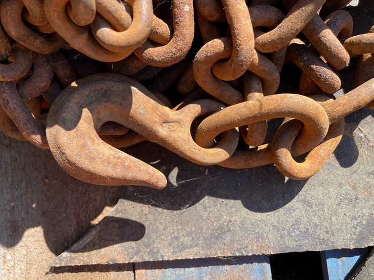 #1690-•-(2)-chains-with-hooks-image-3
