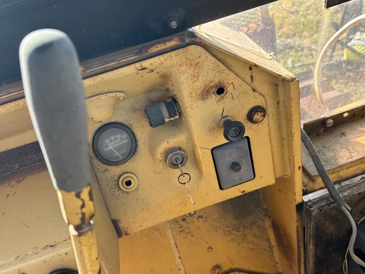 komatsu-d31p-17-image-26
