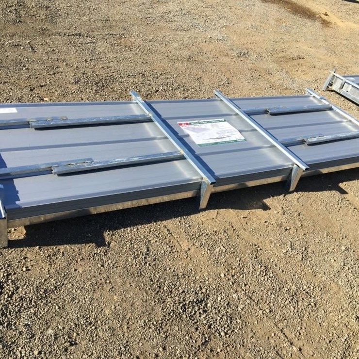 (100) Unused 10ft x 3ft Corrugated Galvalume