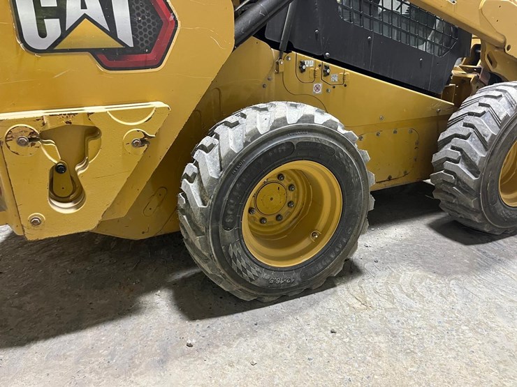 2022-caterpillar-272d3-image-18