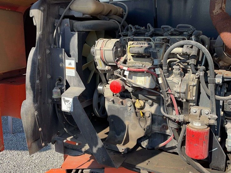 2015-jlg-400s-image-16