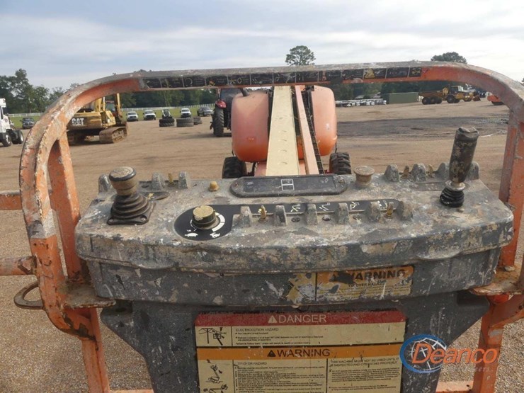 2005-jlg-600s-image-6