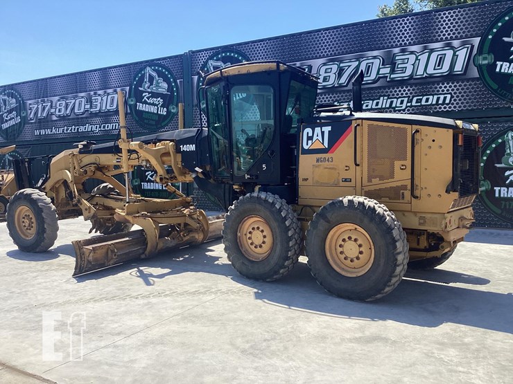 2009-caterpillar-140m-image-2