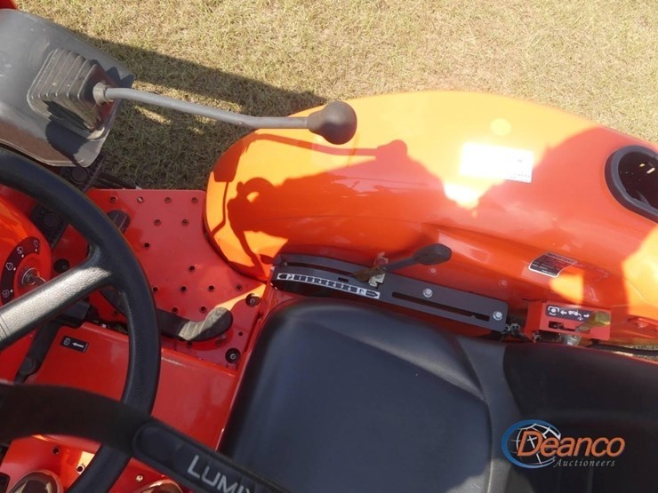 2022-kubota-l2501hst-image-14