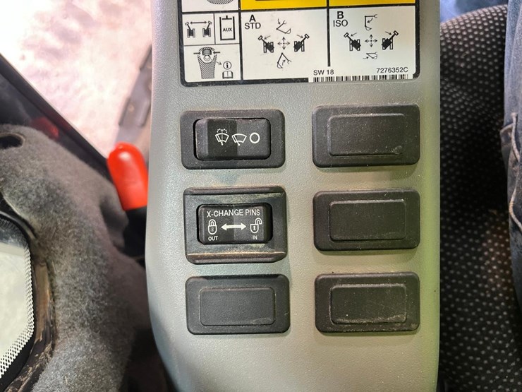 2022-bobcat-e50-image-31