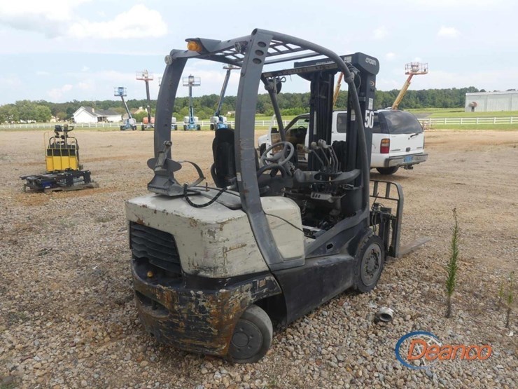 crown-c5-forklift-(salvage)-image-2