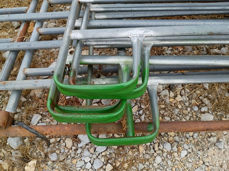 #21589-•-7--galvanized-corral-panels-image-8
