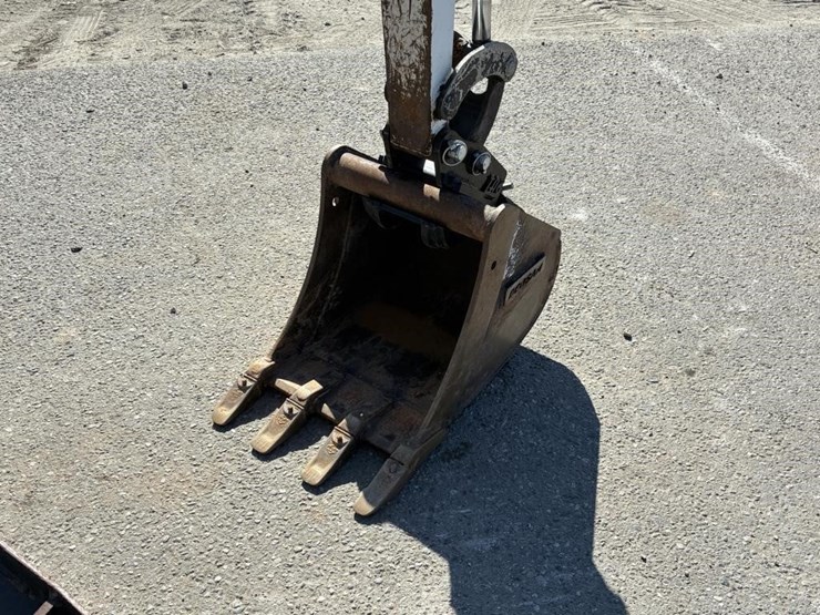 2020-bobcat-e20-image-8