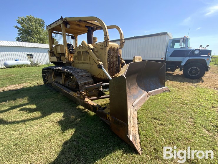 1970-caterpillar-d6c-image-3