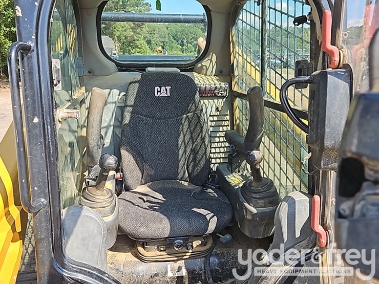 2016-caterpillar-289d-image-23