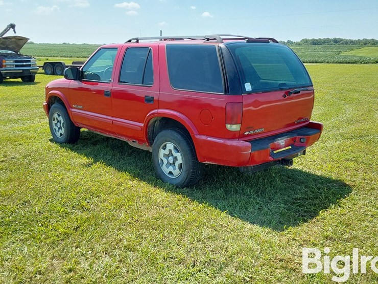 2003-chevrolet-blazer-image-7