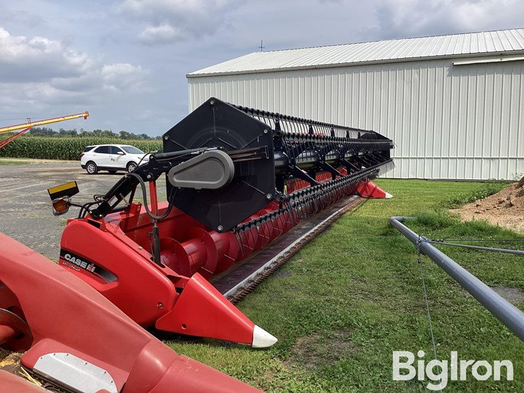 2011-case-ih-3020-image-4