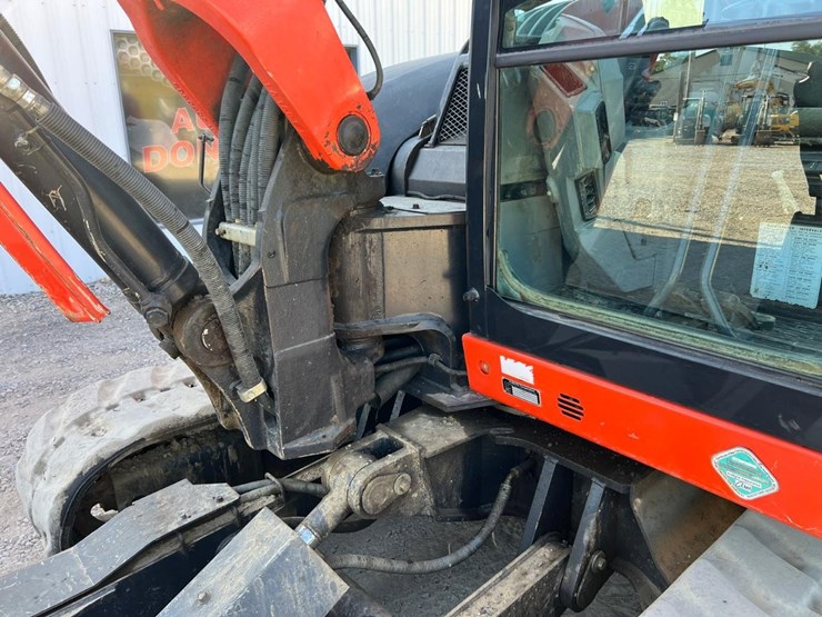 2015-kubota-kx080-4-image-15