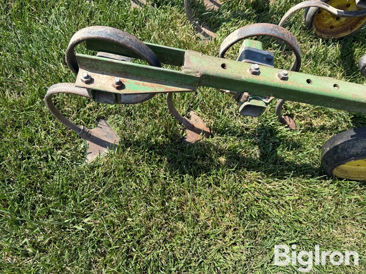 john-deere-825-image-18