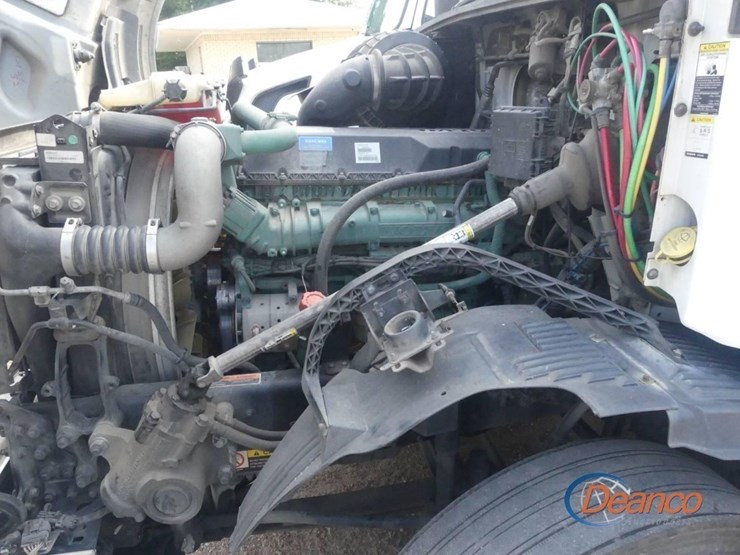 2016-volvo-vnl-truck-tractor,-s/n-4v4nc9eh0gn936363:-t/a,-sleeper,-volvo-d13-425hp-eng.,-ishift-auto,-12.5k-front,-38k-rears,-445/50r22.5-single-rears,-295/75r22.5-fronts,-578k-mi.-image-9