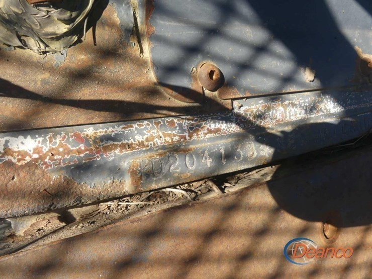 new-holland-tv140-image-12