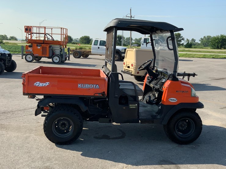 2001-kubota-rtv900-image-4