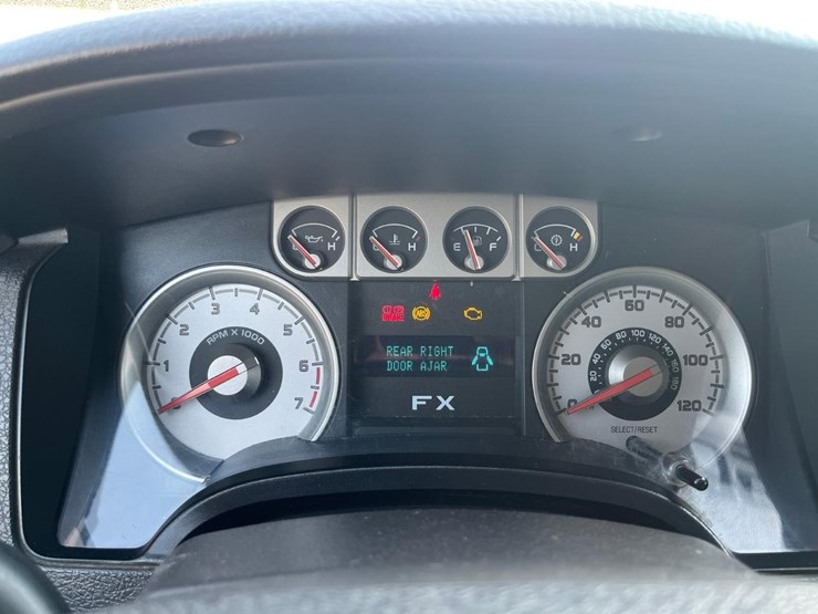 2010-ford-f150-image-24