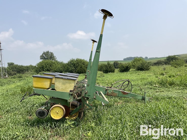 john-deere-7000-image-4