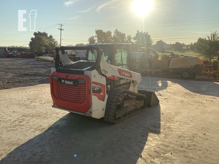2023-bobcat-t64-image-4