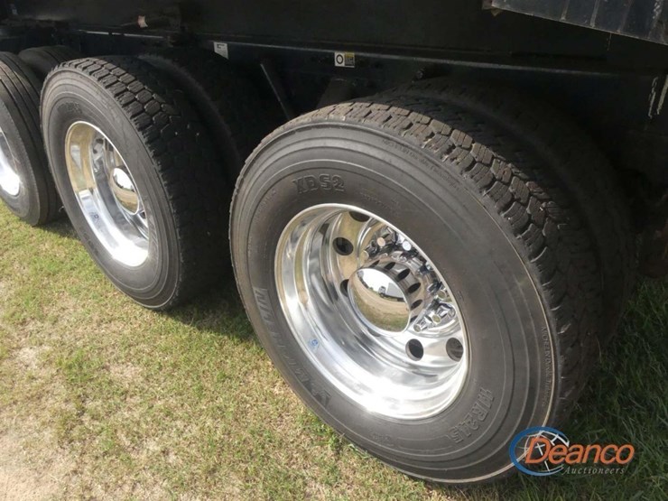 2024-kenworth-t880-image-4