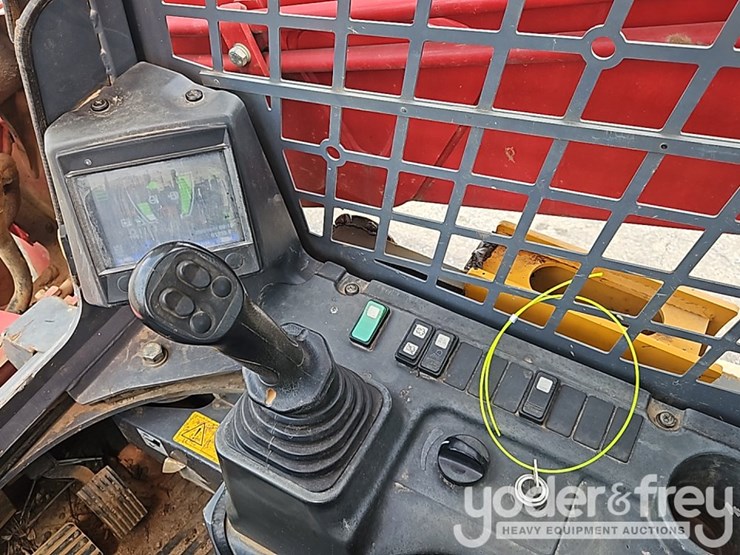 2020-takeuchi-tl10v2-image-26