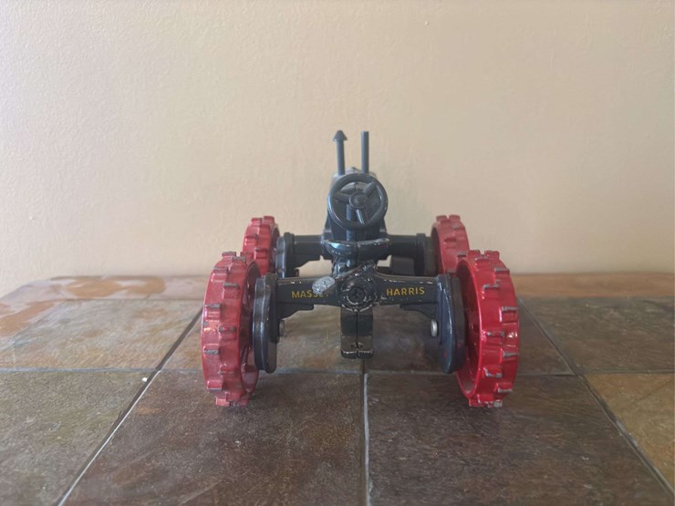 massey-ferguson-16-image-4