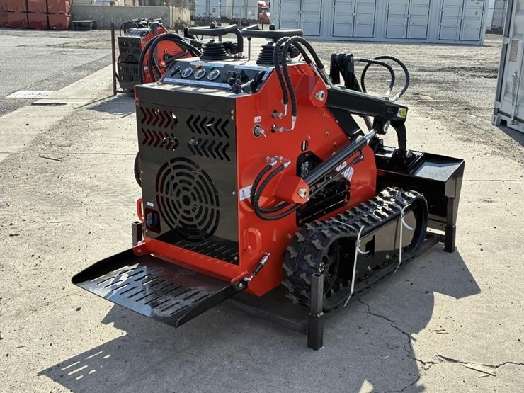 2025-sdlool-sl380r-skid-steer-loader-image-3