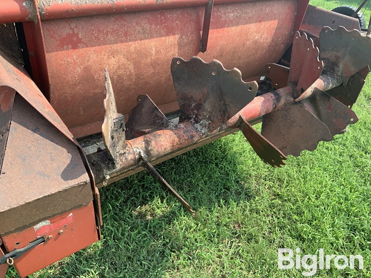 new-holland-155-image-18