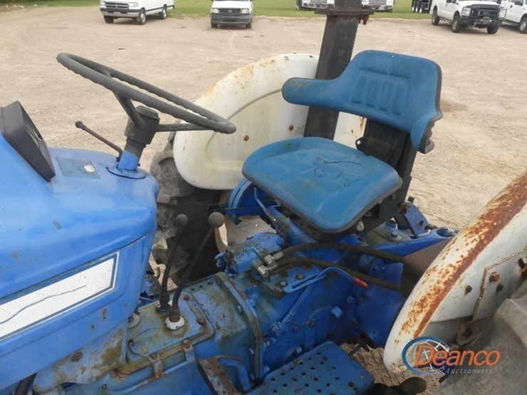ford-3910-image-10