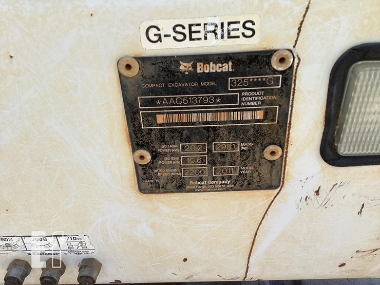 2011-bobcat-325g-image-19