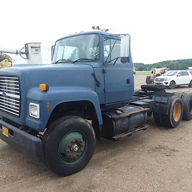 1997 FORD L9000
