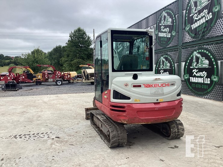 2018-takeuchi-tb240-image-2