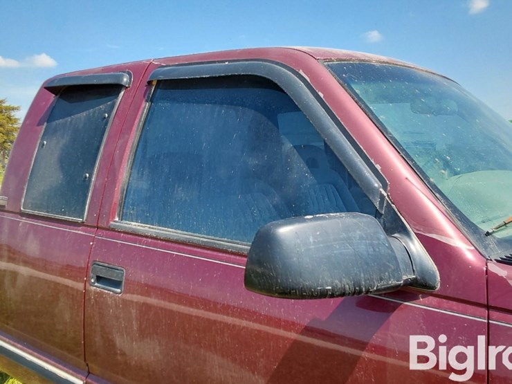 1995-chevrolet-k2500-image-20