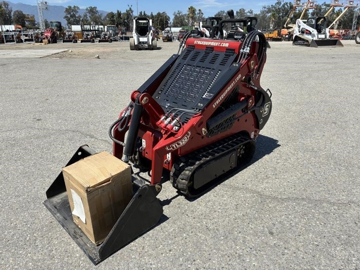 2023-stag-tl322-skid-steer-track-loader-image-1