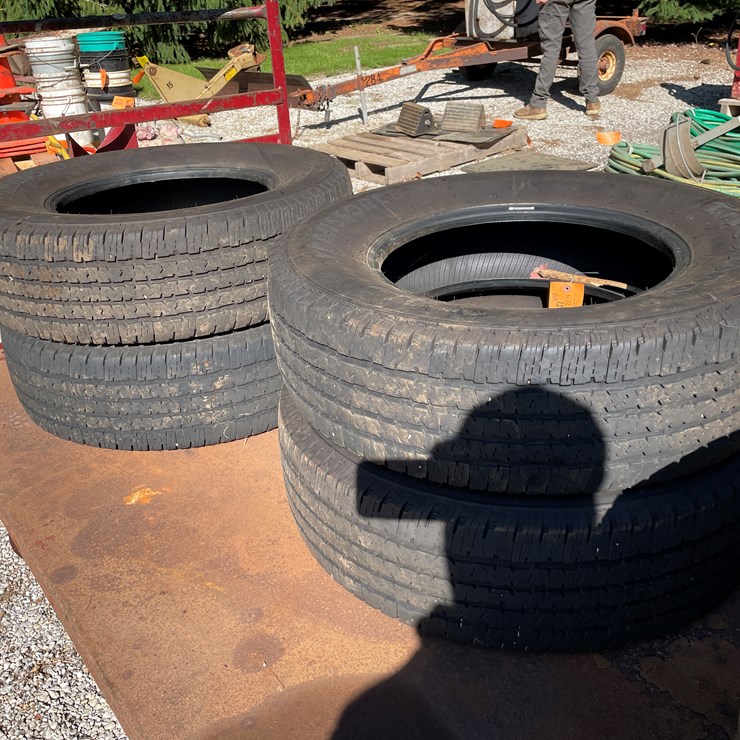 #1670 • Set of (4) Firestone LT245/75R17 Tires
