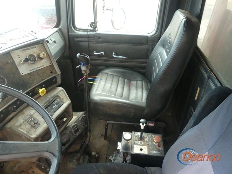 1998-mack-rd600gk-image-18