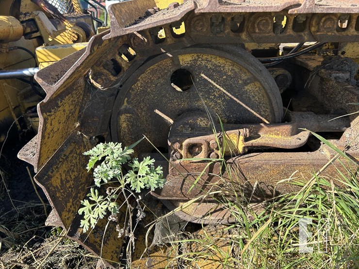 komatsu-d31p-17-image-28