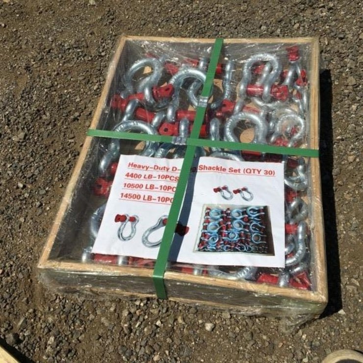 Unused Heavy Duty D-Ring Shackle Set,