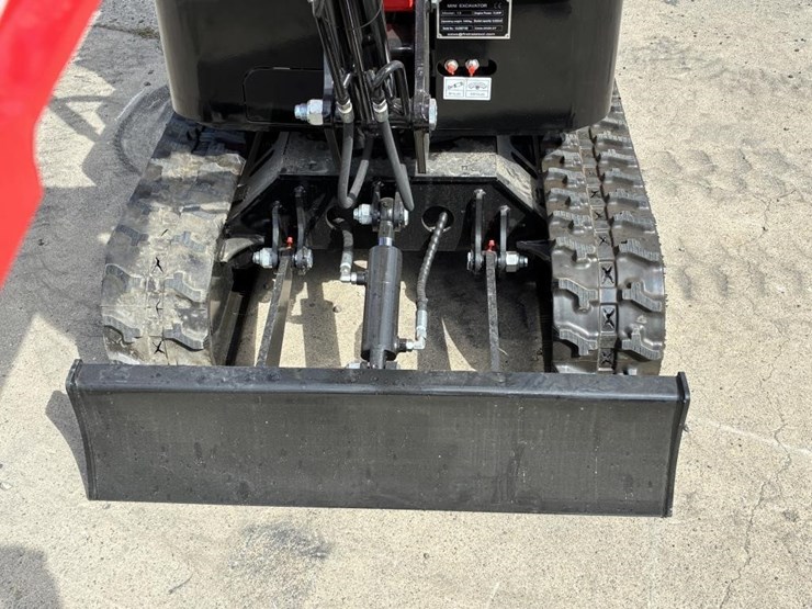2025-vicsec-vc13-hydraulic-excavator-image-5